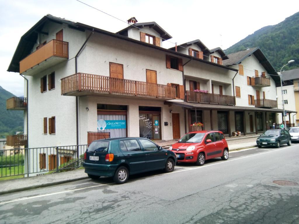 Bilocale A Piazza Brembana Apartment Luaran gambar