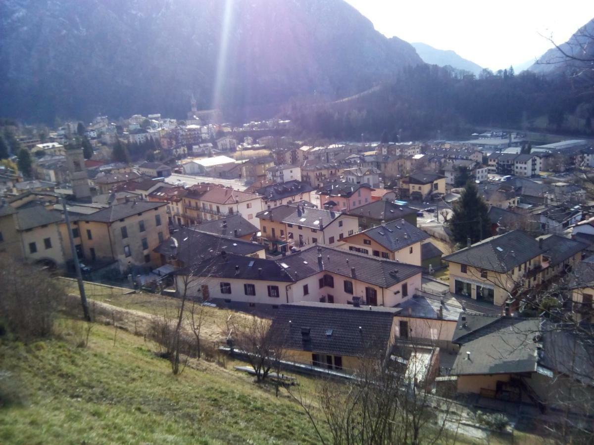 Bilocale A Piazza Brembana Apartment Luaran gambar